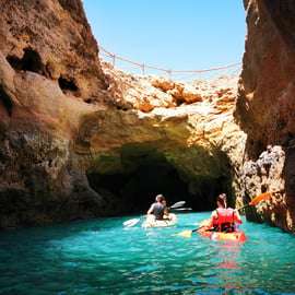 Algarve Adventures z Lizbony + rejs wycieczkowy do jaskini Benagil!