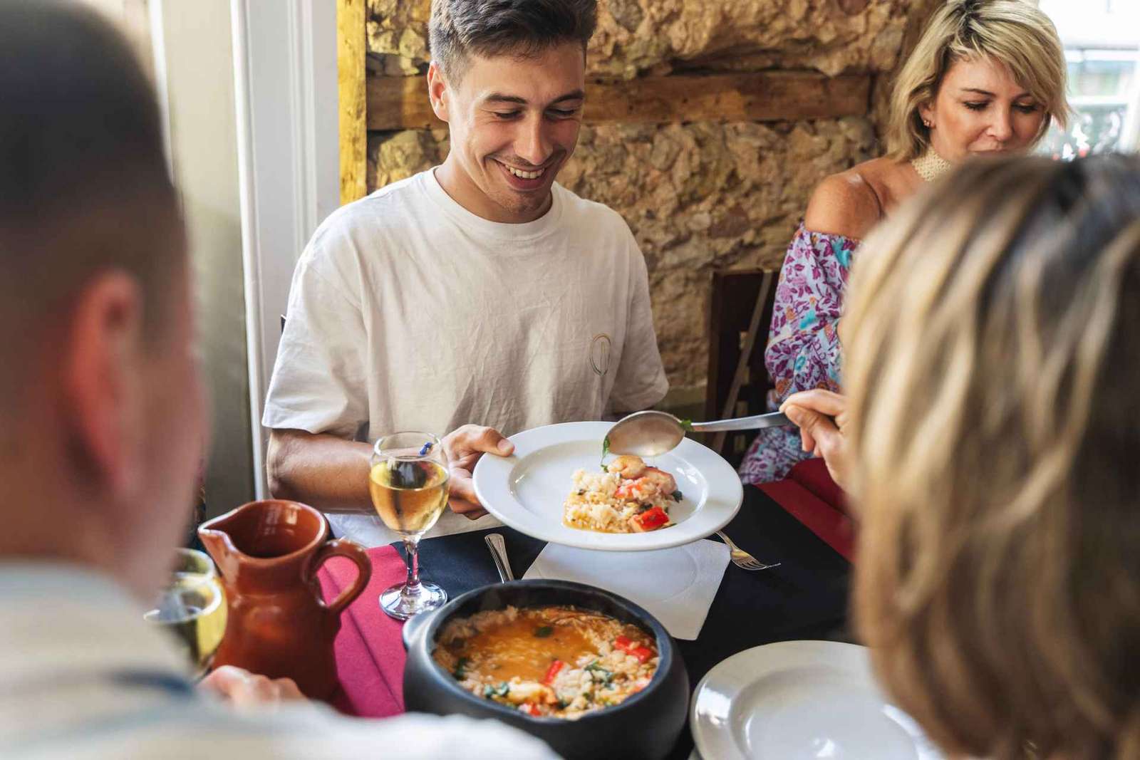 Lizbona: Wycieczka piesza Food Crawl z lokalnymi degustacjami