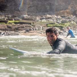 Ericeira: lekcja surfingu z lokalnymi instruktorami