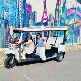 Lizbona: Tuk-Tuk Tour po Starym Mieście.