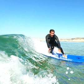 Doświadczenie surfingu w Lizbonie