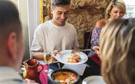 Lizbona: Wycieczka piesza Food Crawl z lokalnymi degustacjami