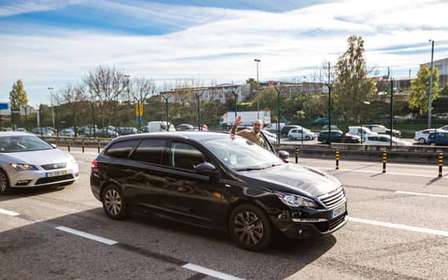 Lizbona: Prywatny transfer między lotniskiem a centrum miasta