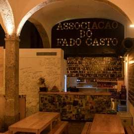 Lizbona: Noc Fado z kolacją w klubie Fado