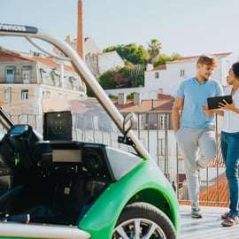 Lizbona: wycieczka po szpinaku z przewodnikiem GPS samochodem elektrycznym