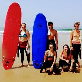 Doświadczenie surfingu w Lizbonie