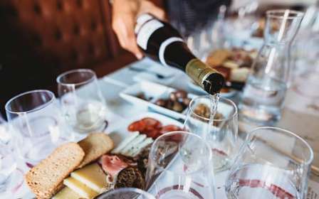 Lizbona: Degustacja portugalskiego wina i sera z lunchem